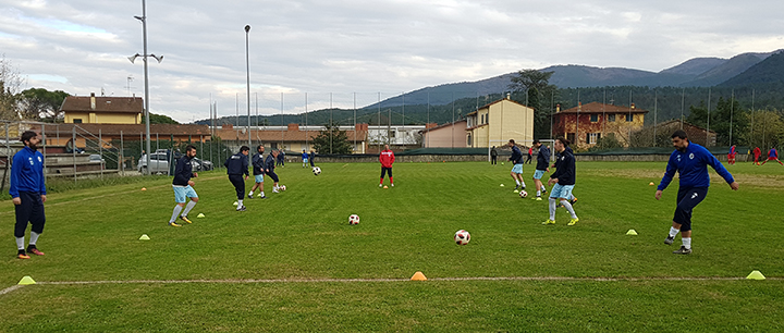 La squadra nel riscaldamento